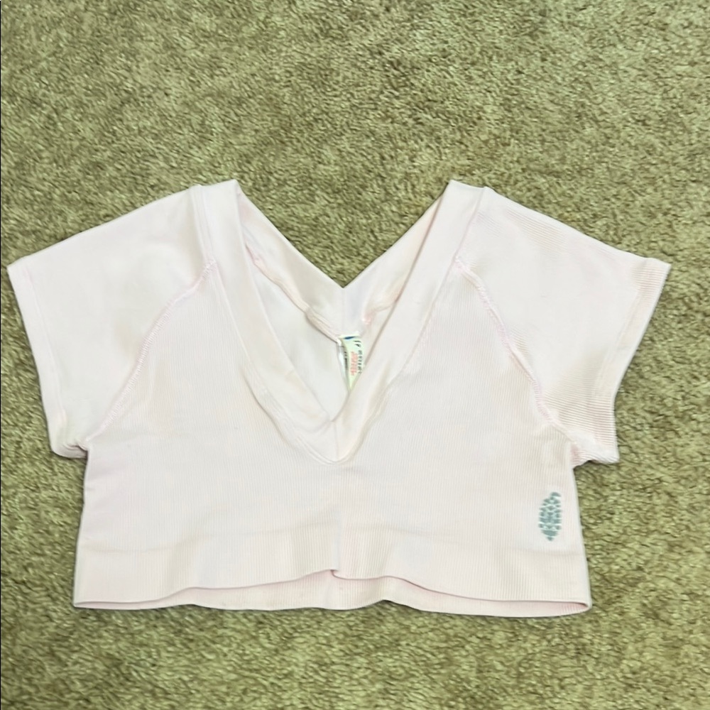 Free People Light Pink V-Neck Crop Top EUC